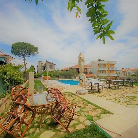 Cunda Kordon Otel ไอวาลิค ภายนอก รูปภาพ