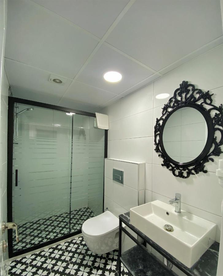 Cunda Kordon Otel ไอวาลิค ภายนอก รูปภาพ