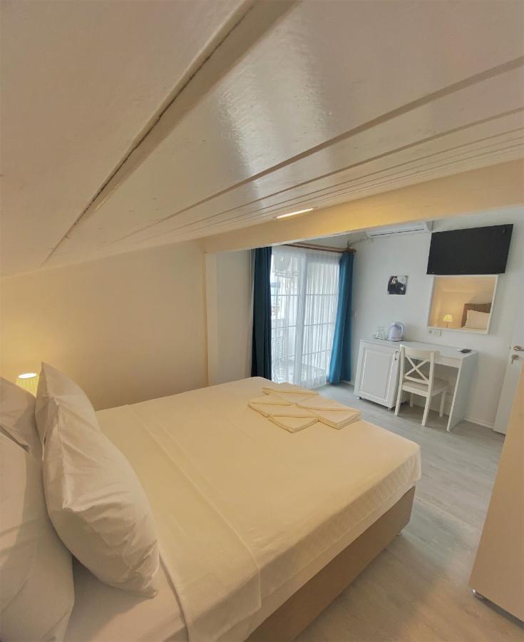 Cunda Kordon Otel ไอวาลิค ภายนอก รูปภาพ