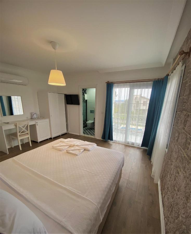 Cunda Kordon Otel ไอวาลิค ภายนอก รูปภาพ