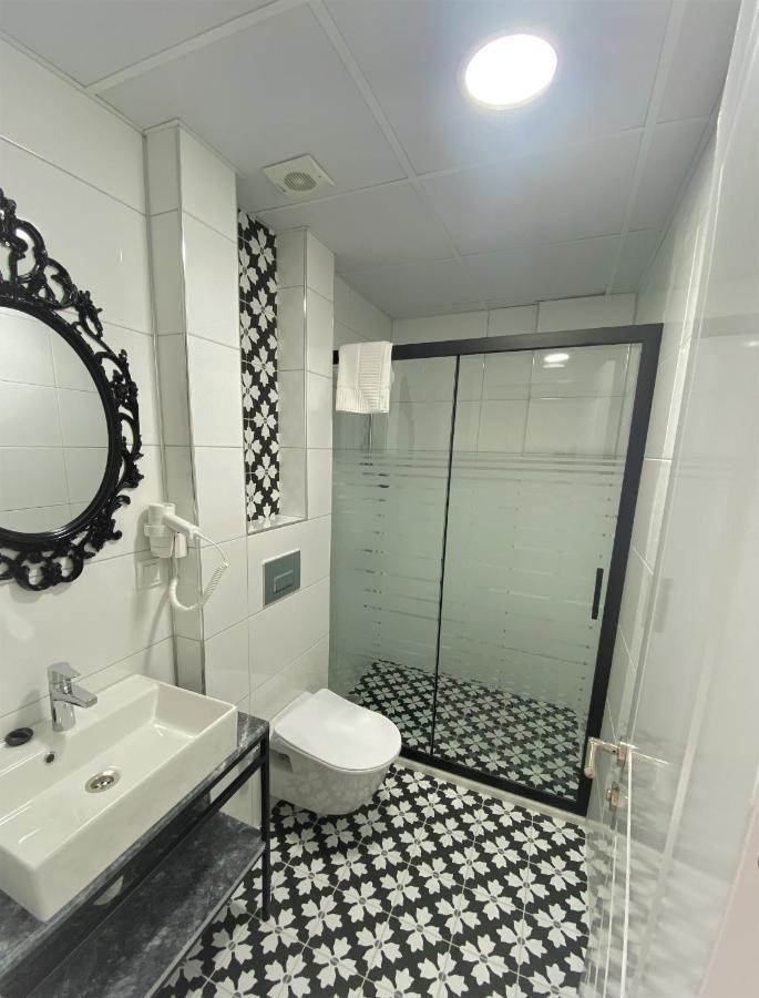 Cunda Kordon Otel ไอวาลิค ภายนอก รูปภาพ