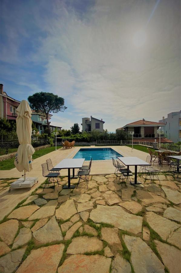 Cunda Kordon Otel ไอวาลิค ภายนอก รูปภาพ